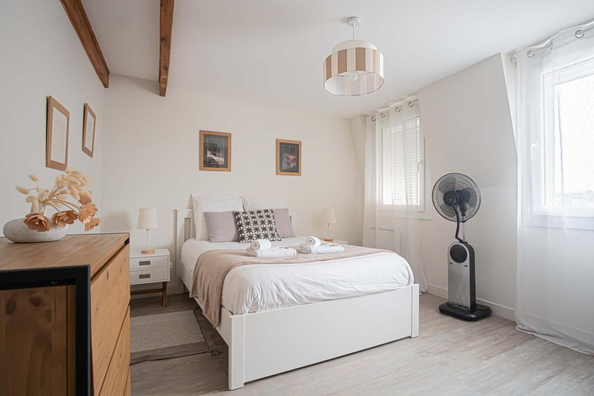 Triplex Cathedrale Parking Gratuit Apartment Reims Exterior photo